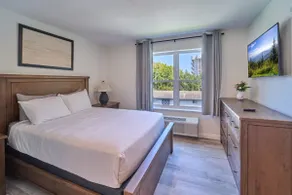 Ruby 303: 1BD | Great Location + Shared Amenities! - Image 2