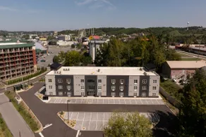 Ruby 303: 1BD | Great Location + Shared Amenities! - Image 4
