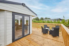 Host & Stay - Deer View Lodge - Image 4