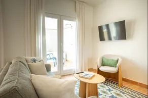 ISG Apartments: Essence of Triana 4 - Image 5