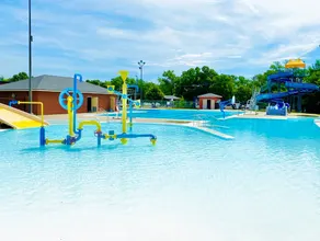 Mimi's Place: 3BR Near KC, Weddings, Downtown - Image 3