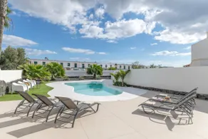 Ferienhaus 'Oasis 138' mit Bergblick, privatem Pool und WLAN - Image 2