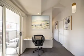 Modern 3BR Executive Townhouse in CBD, Mibnb - Image 3