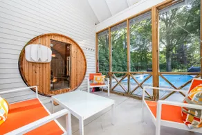 Lakeside Beauty With Pool, Hot Tub and More! - Image 2