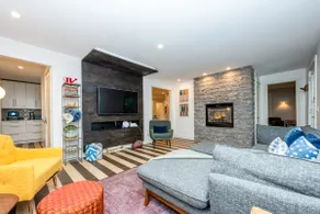Lakeside Beauty With Pool, Hot Tub and More! - Image 4