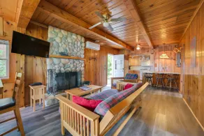 Waterfront Mullett Lake Cabin: Pets Welcome! - Image 4