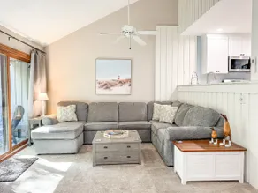 Harbor Cove #45 – Modern Comfort Near the Shore - Image 4