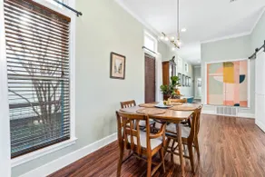 Cozy 1BR Cottage Near DT Farmers Market & Baylor - Image 5