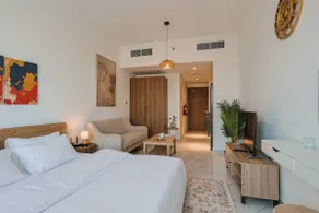 Sunny Studio Masdar Near Airport - Image 2