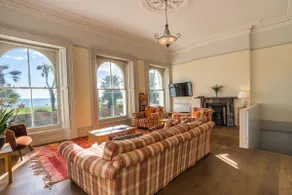 4 bedrooms 3 bathrooms sea views on Plymouth Hoe - Image 2