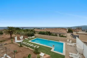 Luxury Ocean View Villa - Image 3