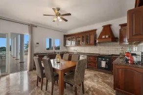 Luxury Ocean View Villa - Image 4