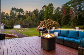 Family Oasis Pool Firepit Creek Near Delaware - Image 2