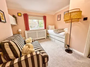 Charming 4 bedroom home in Felsted - Image 5