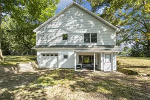 Grandmas Cozy Cottage on All Sports Lincoln Lake - Image 3