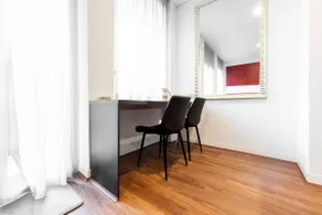 Simple City Stay - Melbourne CBD Apartment - Image 4