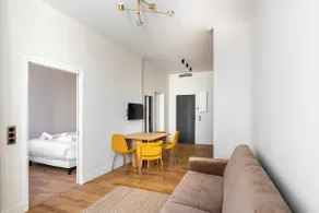 Elegant 1BDR Paris Getaway for 4 near Bastille - Image 2