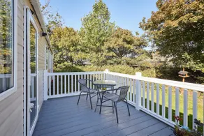 Host & Stay - Leon's Retreat - Image 2