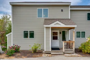 Mtn Views, On-site Trails! Spacious Bartlett Home - Image 2