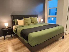 Luxe Deco Haven with Pool, Gym & Parking Close to Disneyland - Image 2