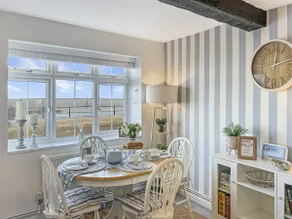 Cottage | Beach view - Image 3