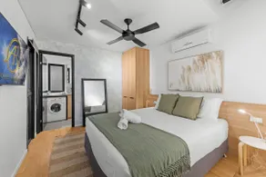 Contemporary Comfort | 1BR + AC, Wi-Fi + Parking - Image 2