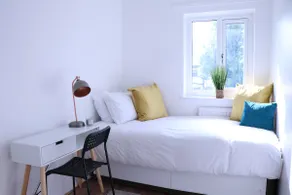 Hale lodge|Stylish House nearTube with freeParking - Image 5