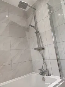 Hale lodge|Stylish House nearTube with freeParking - Image 4