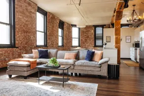 Urban 2BR Loft | Skyline Sunsets + Streetcar - Image 2