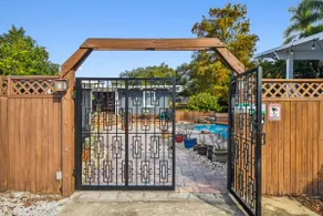 Tropical Lagoon w/ Private Pool & Game Room! - Image 4