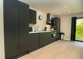 Fantastic 2 Bedroom Apartment in Birmingham - Image 3