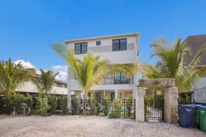 Aqua - Brand New Luxury Beach House on AMI - Image 2