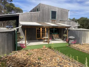 Cockatoo Park - Image 3