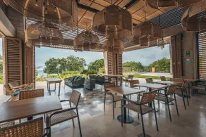 Oceanview Penthouse w Terrace gym - Image 4
