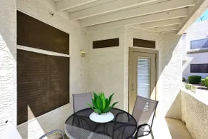 Luxe New Condo in Central Scottsdale - Image 4