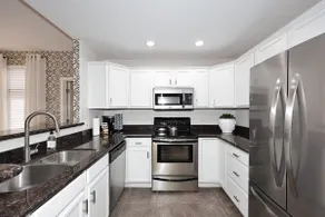 Luxe New Condo in Central Scottsdale - Image 2