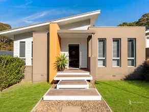 Walk-to-Beach Home with Bush Views|Carramar Dream - Image 3