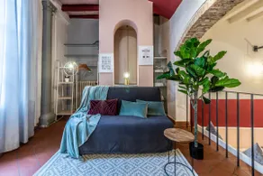 Wine Apartments Florence Vernaccia - Image 2