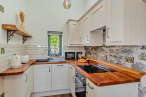 1 Bed in Bracewell oc-l33325 - Image 5