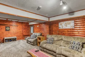 Mountain lodge w/indoor pool & lake beach - Image 5