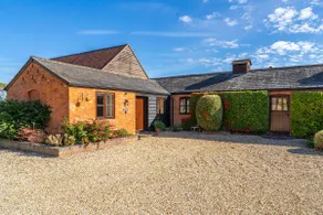Elm End Cottage - Single-Storey Farm Retreat - Image 5