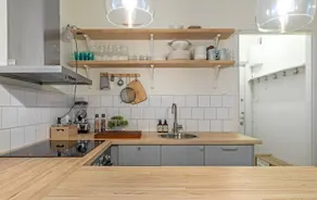 Bright 1-bedroom apartment w/ balcony. Södermalm - Image 3