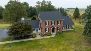 Historic Gettysburg Homestead for Large Groups - Image 2