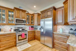 Explore Historic Dtwn! Walkable Loft in Murphy - Image 2