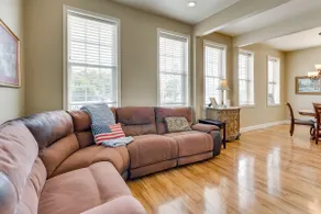 Explore Historic Dtwn! Walkable Loft in Murphy - Image 4