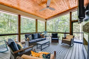 Waterfront Home on Lake Hartwell w/ Dock Access - Image 3