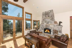 Overlook - Luxe Tahoe Donner 4BR avec une vue imprenable et bain à remous privé - Image 5