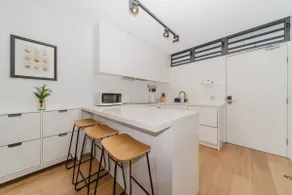Cosy Urban Escape near Sydneys Top Attractions - Image 4