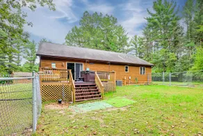 Pet Friendly Cabin w/ Hot Tub: 5 mi to River - Image 4
