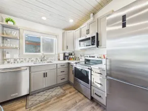 Sunny Point 2BR with Deck & Mountain Views - Image 3
